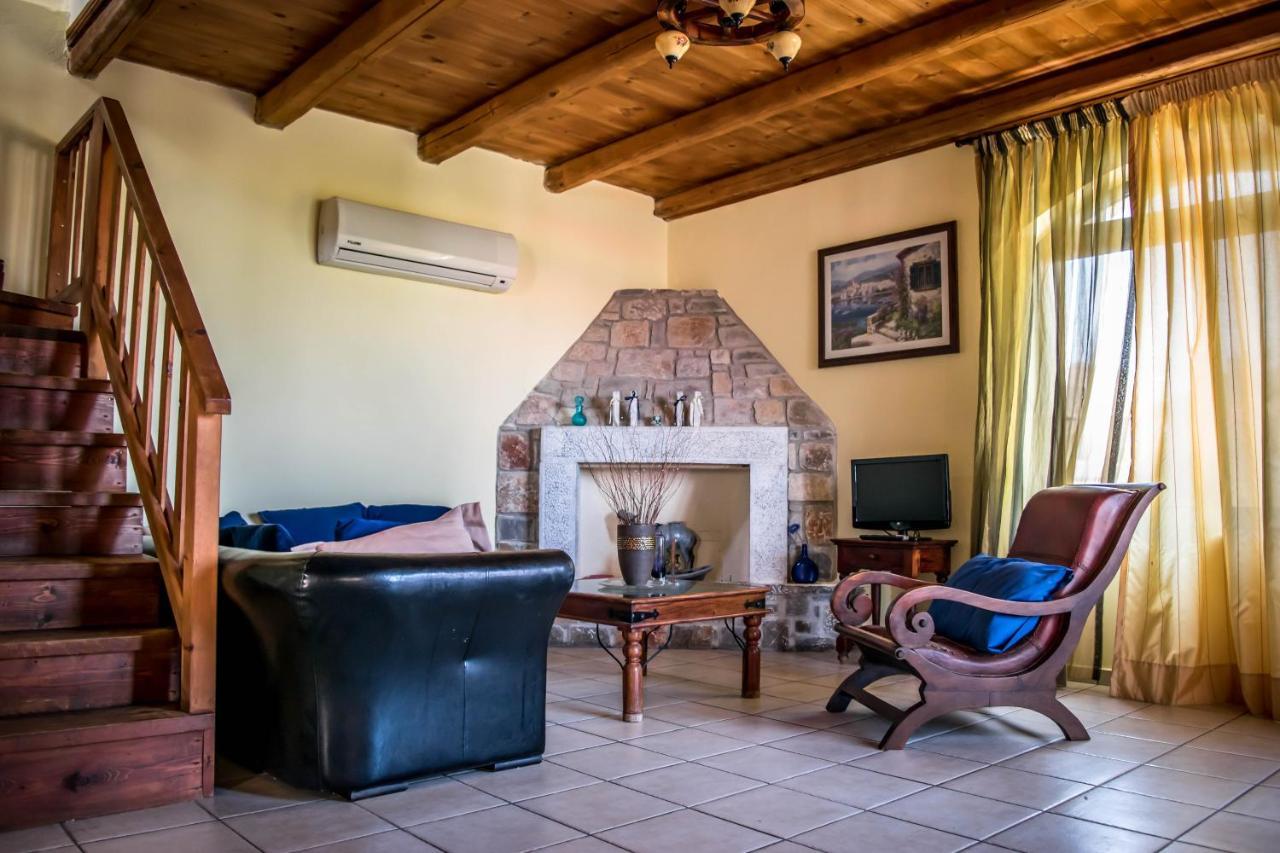 Niriides Villas Old Listing แอร์ซอนิสซอส ภายนอก รูปภาพ